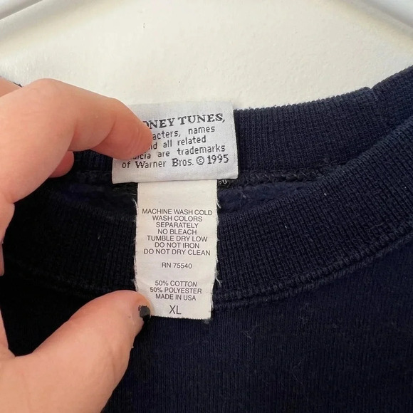 Tweety Bird Sweatshirt - Picture 5 of 5